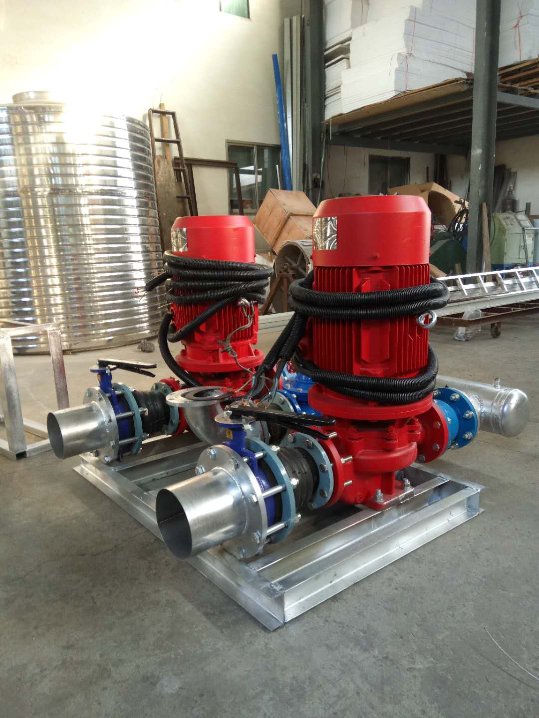 鹽城宏宇燈飾水箱有限公司 鹽城宏宇燈飾水箱有限公司