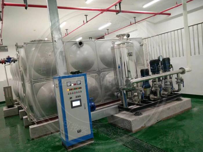 不銹鋼方形水箱 不銹鋼方形水箱